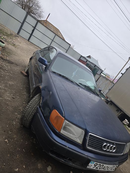 Продам ауди 100.
