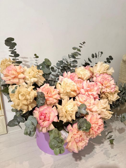 Букет Цветы Новый С Подарками ROMANTIC