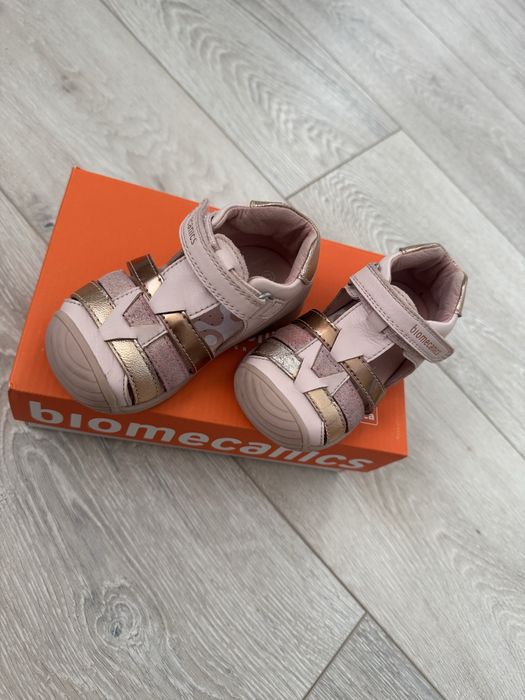 Сандали Biomecanics