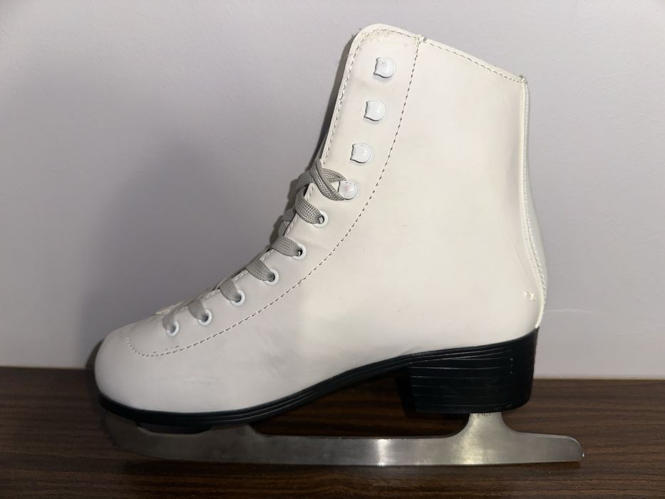 Коньки фигурные Nordway Sofia