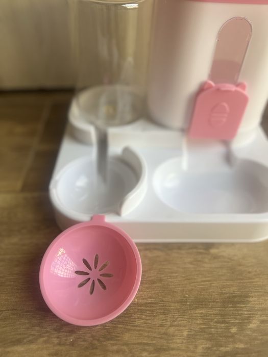 Dozator automat hrana animale caini pisici