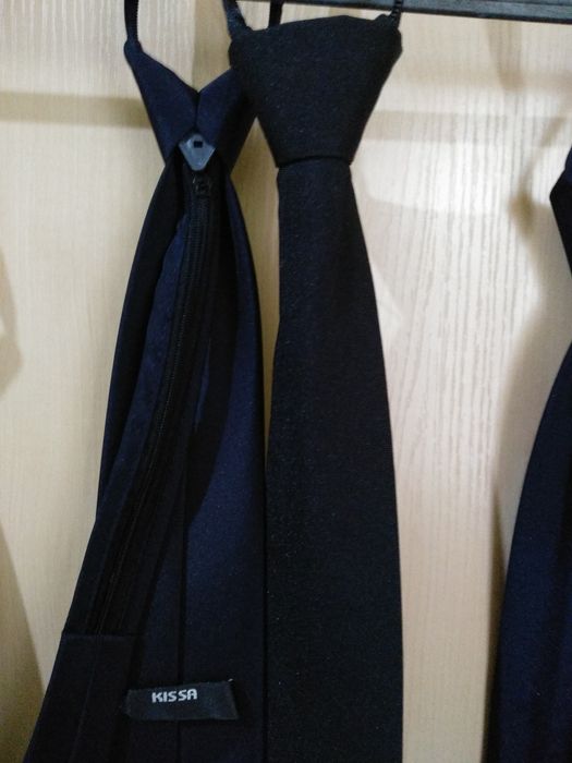 Галстуки форменные новые