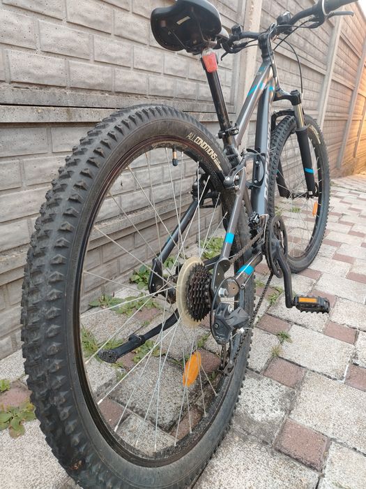 Vând bicicleta rockrider st 100