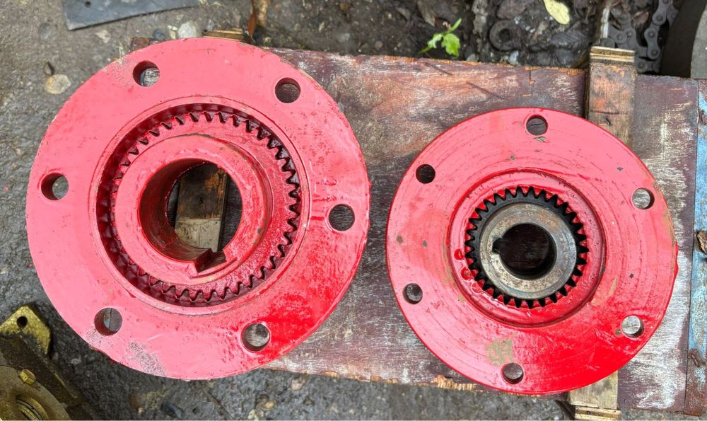 Редуктор поворота КМУ (планетарный)