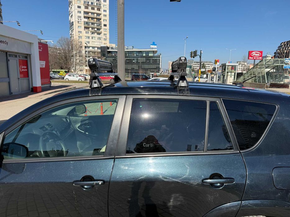 Toyota RAV4 2.2 D-CAT 4x4 Automatic / Камера