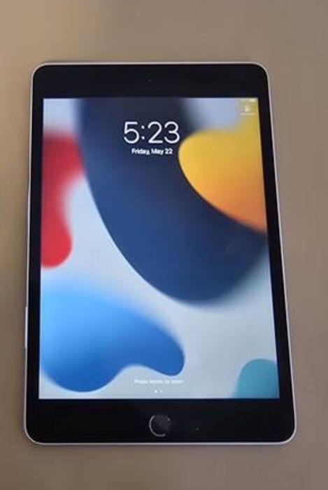 ipad mini 4, в хорошем состоянии