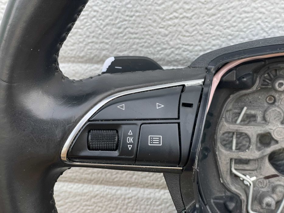 Волан AUDI A8 D4