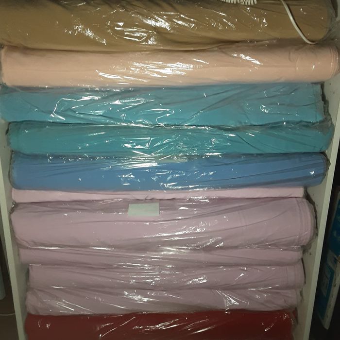 Ткани костюмные и плательные