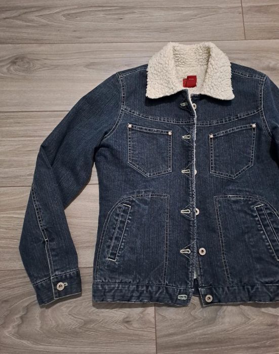 Geaca de blugi inblanita Guess Jeans