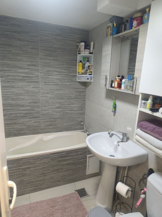Vând apartament cu 2 camere