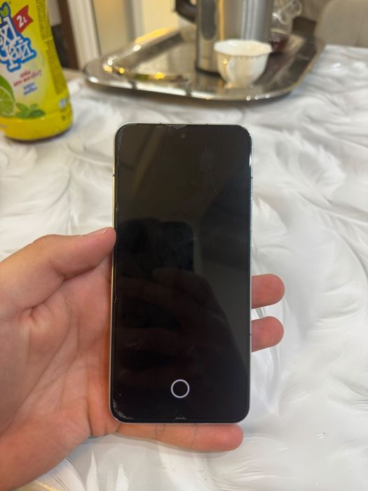 Xiaomi 13 12/256gb