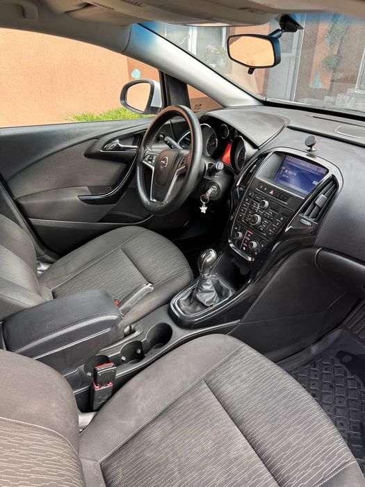 Opel Astra J 2014 Motor 1.7 disel