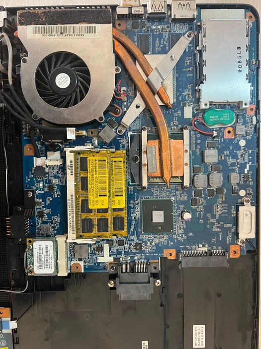 Лаптоп Sony VAIO 15 инча Pcg-71211v