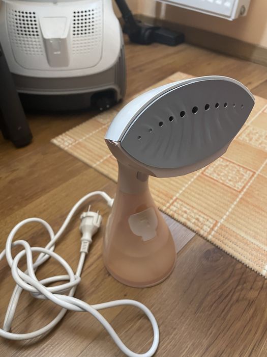 Aparat de călcat vertical Philips - de vânzare