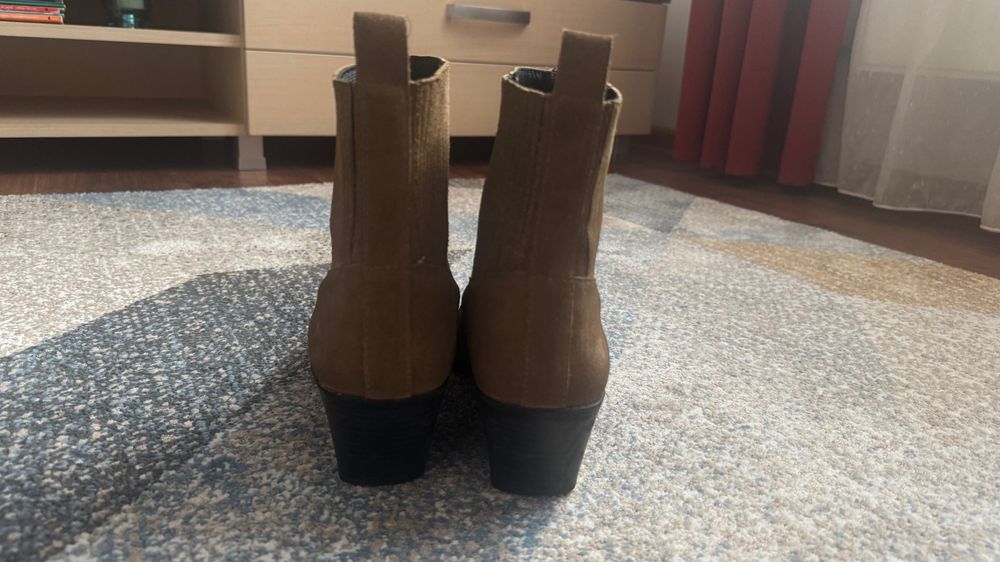 Cizme din piele noi Zara