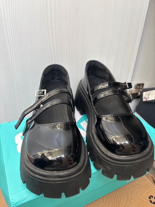 Лакированные туфли