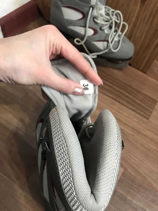 Продам коньки детские