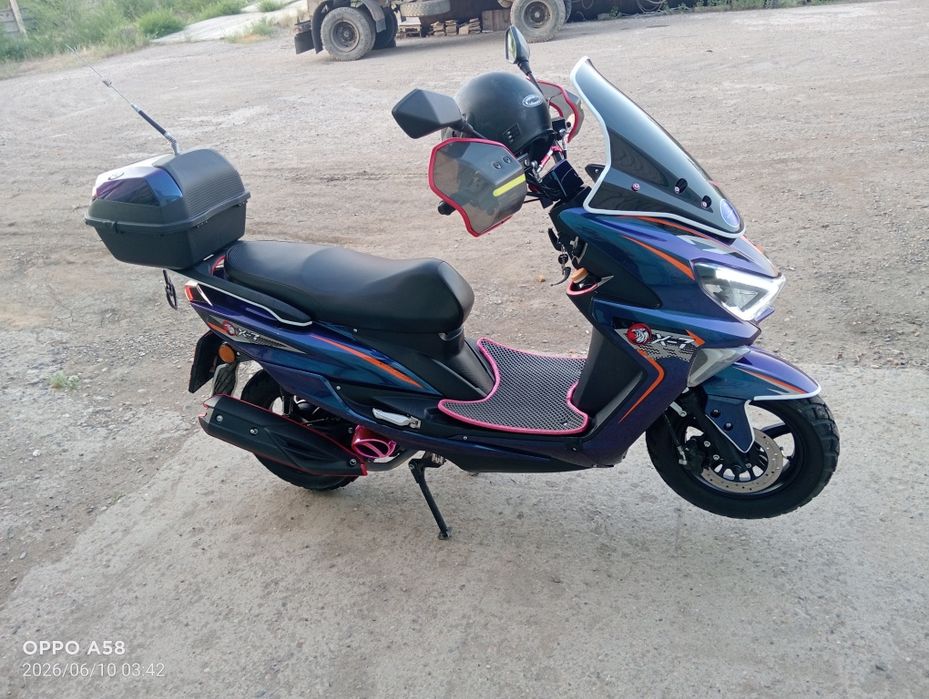 Продам скутер Макс х-7