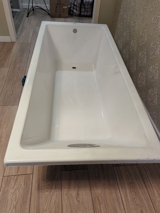 Акриловая  ванна