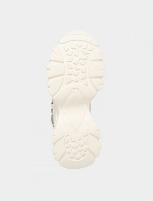 Продам кроссовки