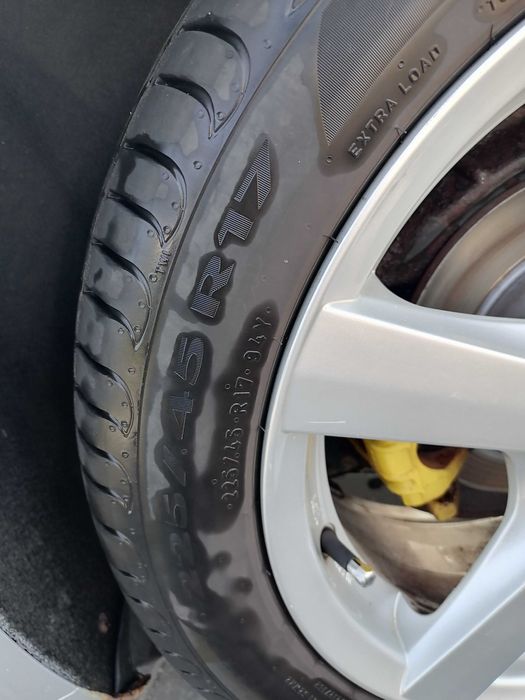 Vând Jante Auto 17 cu anvelope pierelli noi