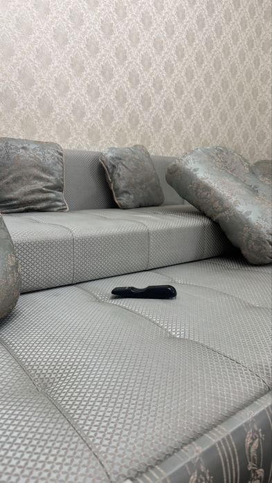 Продам угловой диван