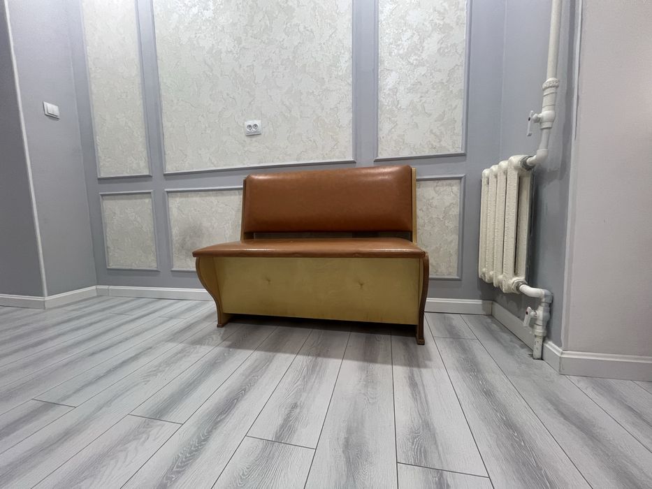 Кухонный мебель/ мини диван