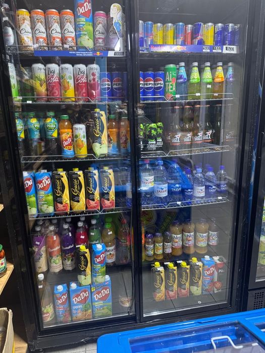 Витринный холодильник