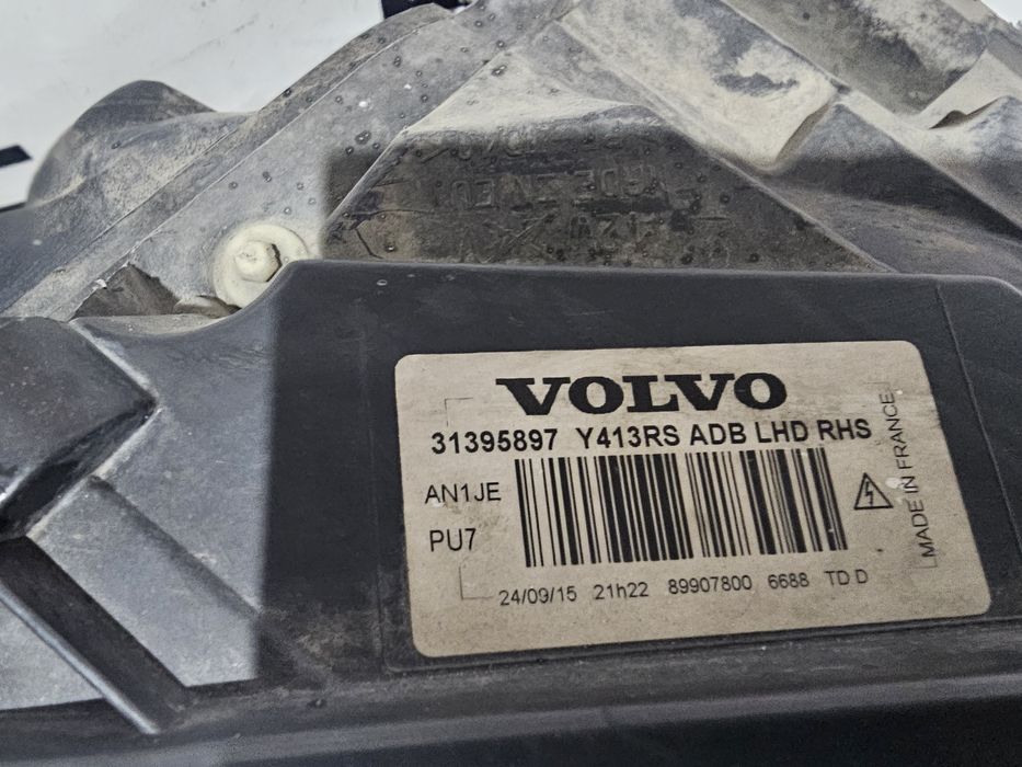 Far dreapta bixenon adaptiv Volvo XC60 XC 60 dupa 2013 cod 31395897