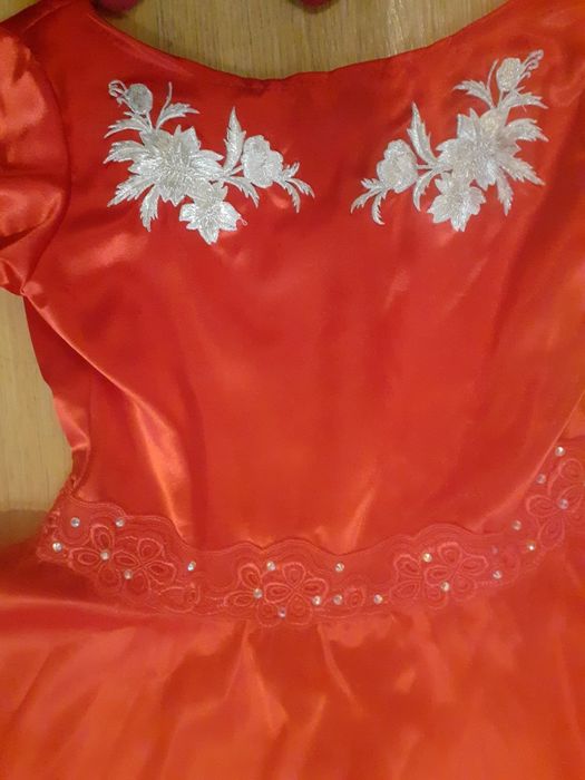 Рокли за танци или карнавал