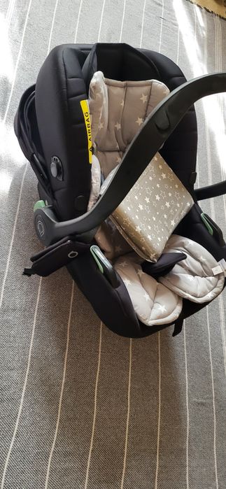 Продаётся автокресло Anex