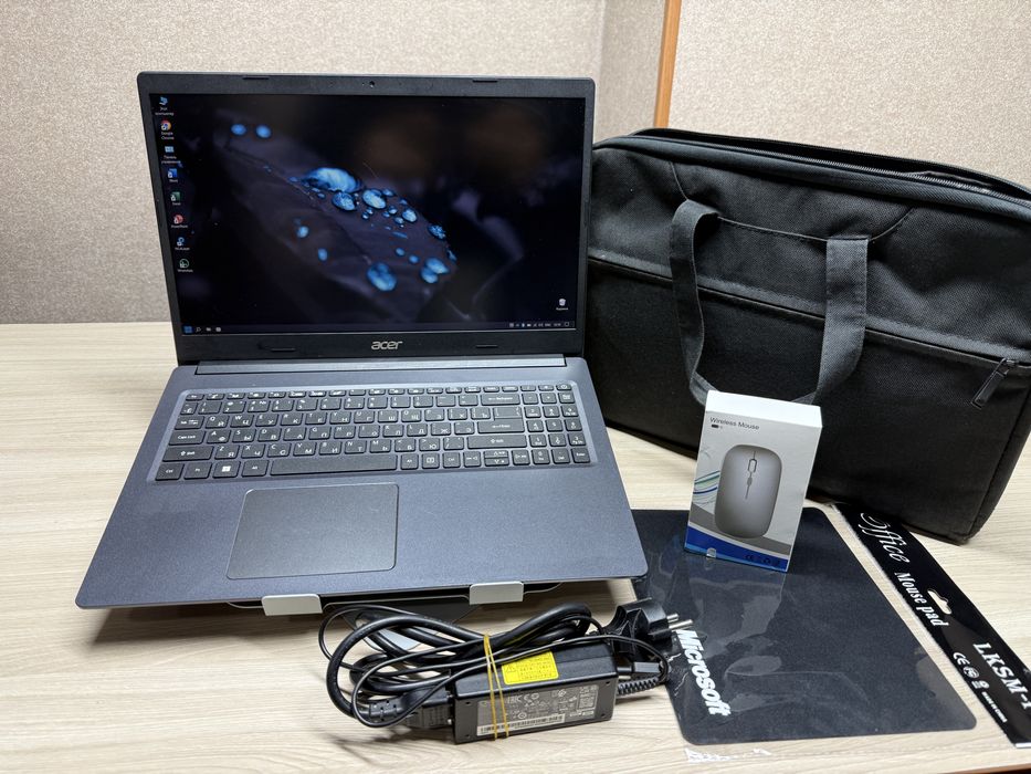 Acer i3-7|SSD в идеальном состояний ноутбук в полном комплекте