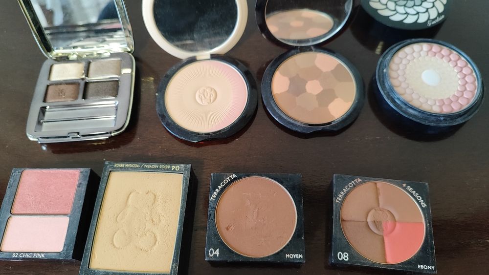 Продавам гримове на фирмите Guerlain, Chanel, Dior