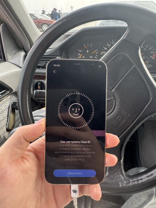 iPhone 12 Pro в хорошем состоянии