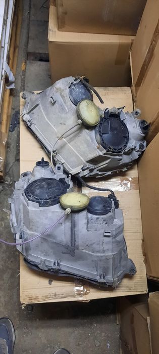 Mercedes c class w203 - оригинални фарове