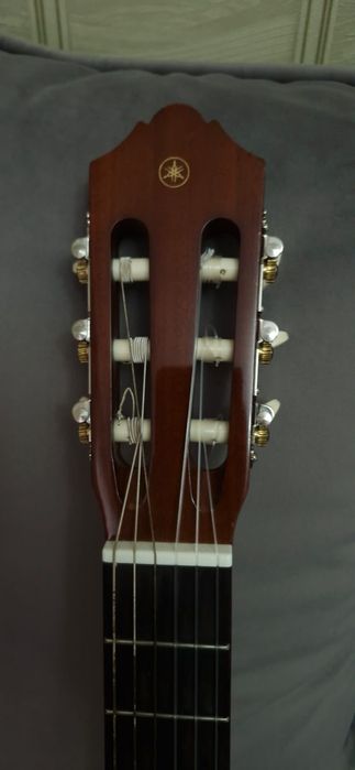 Классическая гитара Yamaha C40