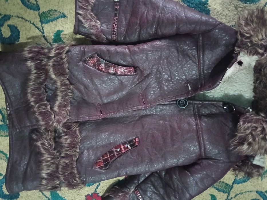 Продается куртки пальто