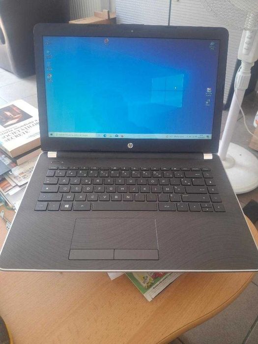 vand  laptop hp 14