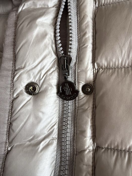 Оригинално яке Moncler