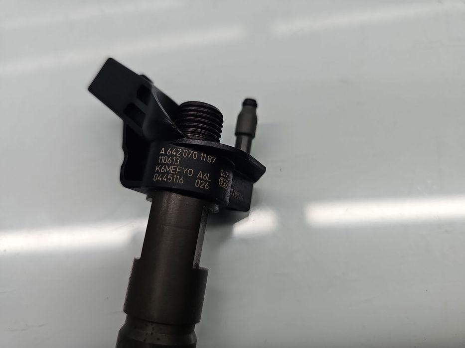 Injector Mercedes CLS (C218) [Fabr 2011-2018] A6420701187 3.0 CDI 6428