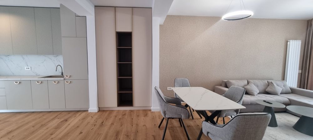 3 camere 98 mp + 51 mp de terasa/ Prima inchiriere/ 2 bai/ parcare/ Et 5/5/ Pipera 188/ Scoala Americana