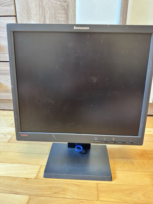 17" Монитор Lenovo ThinkVision L1711p + Кабели (По избор VGA или DVI)