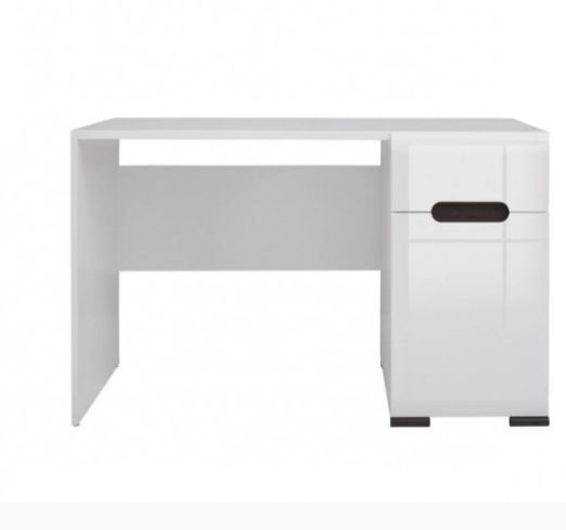 Спальный гарнитур белый глянец