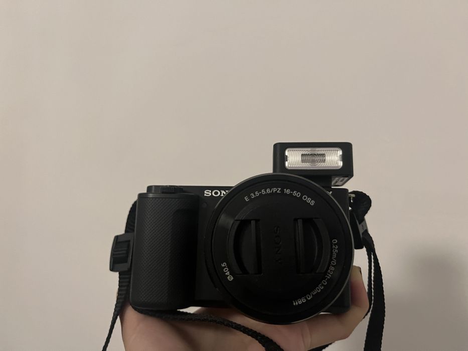 Sony ZV-E10 с гарантией