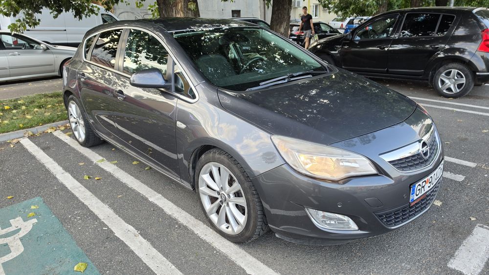 Vand Opel Astra J Hatchback 1.7CDTI