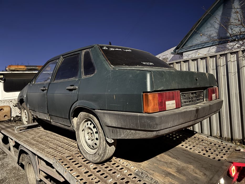 На разбор ваз 21099