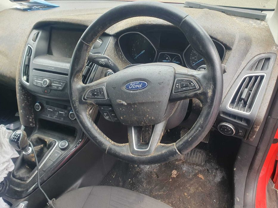 Dezmembrez Ford Focus 1.5 TDCI Facelift 2016