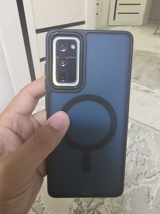 Самсунг S20Fe 128gb жасап тур.