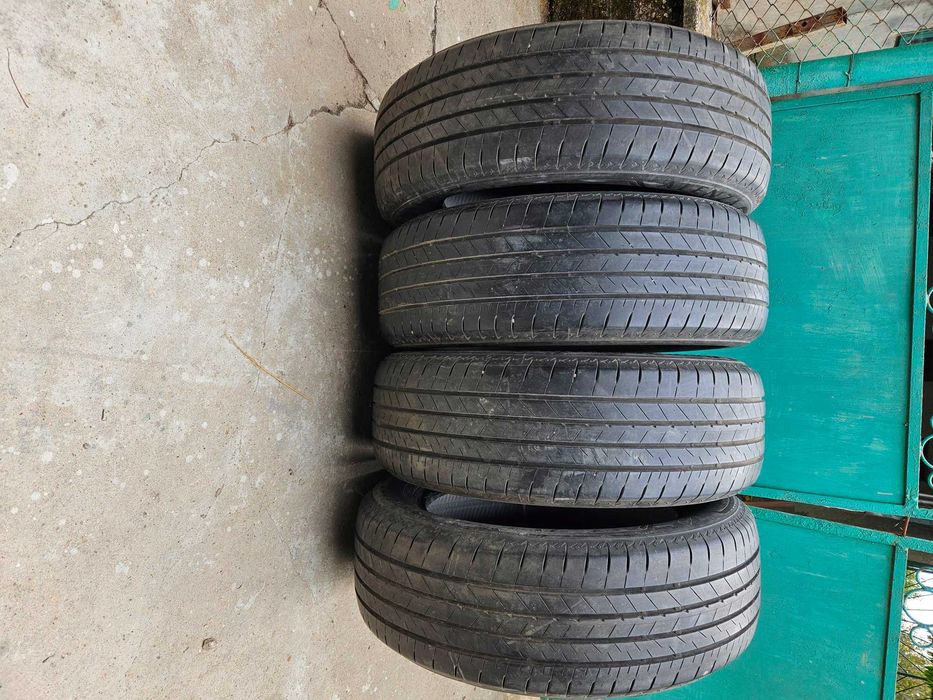 4 бр.  Летни  гуми  Bridgestone  225/60/18
