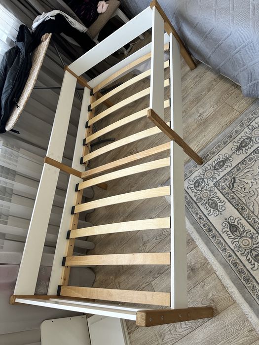 Продам детскую кровать